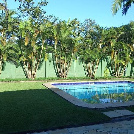 Encantadora Chacara Com Piscina Em Итаньяэн Экстерьер фото