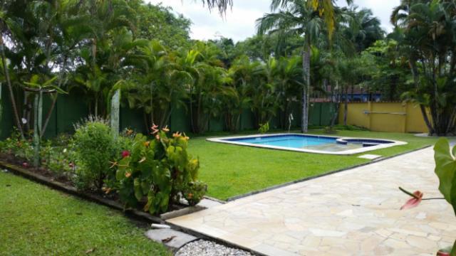 Encantadora Chacara Com Piscina Em Итаньяэн Экстерьер фото